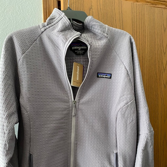 Patagonia Jackets & Blazers - NWT Patagonia ladies lightweight jacket